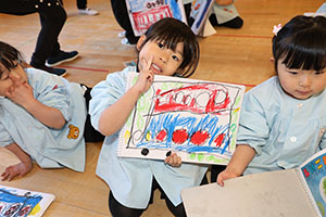 汽車バスの絵を描いたよ　ぱんだ