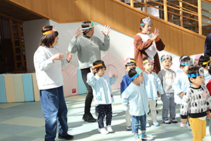 3月生まれのお誕生会　ー劇ごっこー　　ひよこ・あひる・ぺんぎん