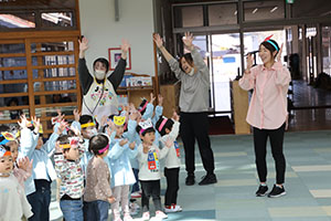 3月生まれのお誕生会　ー劇ごっこー　　ひよこ・あひる・ぺんぎん