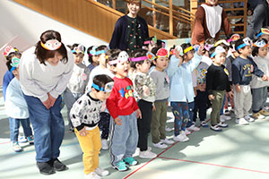 3月生まれのお誕生会　ー劇ごっこー　　ひよこ・あひる・ぺんぎん