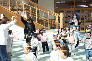 3月生まれのお誕生会　ー劇ごっこー　　ひよこ・あひる・ぺんぎん