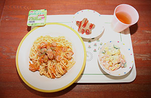 3月生まれのお誕生会　ー劇ごっこー　　ひよこ・あひる・ぺんぎん