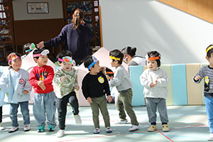 3月生まれのお誕生会　ー劇ごっこー　　ひよこ・あひる・ぺんぎん