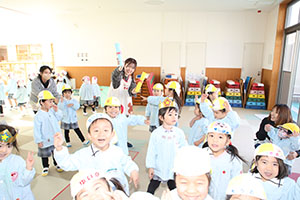 3月生まれのお誕生会　ー宝探しー　年少