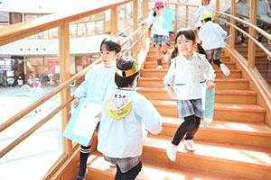 3月生まれのお誕生会　ー宝探しー　年中