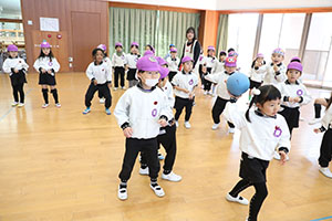 3月生まれのお誕生会 　ードッジボールー　　年長