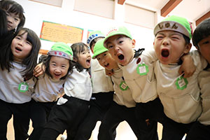 3月生まれのお誕生会 　ードッジボールー　　年長