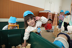 積み木遊び　ぺんぎん