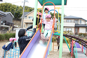 お散歩楽しかったね　ひよこ