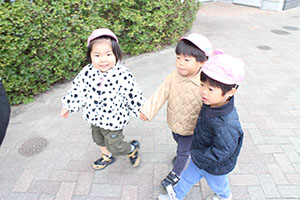 お散歩楽しかったね　ひよこ