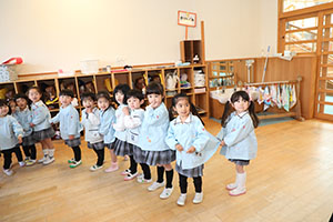 じゃんけん列車♪　きりん