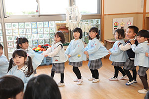 じゃんけん列車♪　きりん