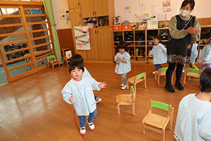 いす取りゲーム　ぺんぎん