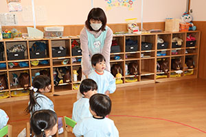 いす取りゲーム　ぺんぎん