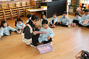 思い出帳渡し　うさぎ・りす・こあら・ぱんだ・きりん