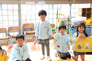 思い出帳渡し　ばら・ひまわり・さくら