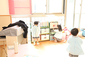 かくれんぼと宝探し　うさぎ