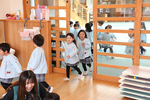 かくれんぼと宝探し　うさぎ