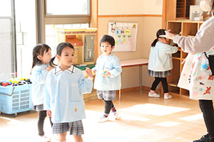 かくれんぼと宝探し　うさぎ