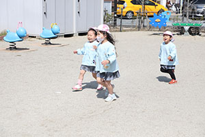 かくれんぼと宝探し　うさぎ