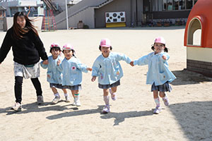 かくれんぼと宝探し　うさぎ