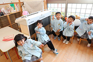 色選びいす取りゲーム　ぱんだ