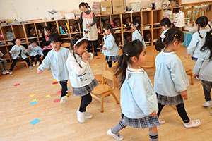 色選びいす取りゲーム　ぱんだ