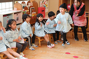 色選びいす取りゲーム　ぱんだ