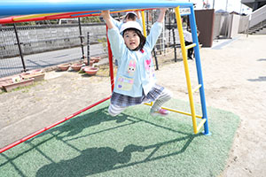 元気いっぱい園庭遊び！！　たんぽぽ