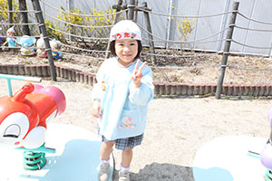 元気いっぱい園庭遊び！！　たんぽぽ